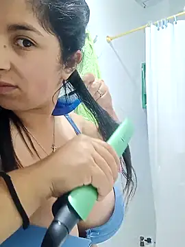  Angelinaandrade  online show from 03-20-26, 12:59