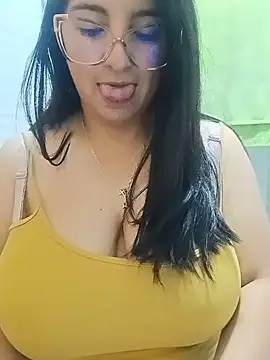  Angelinaandrade  online show from 07-08-26, 01:15