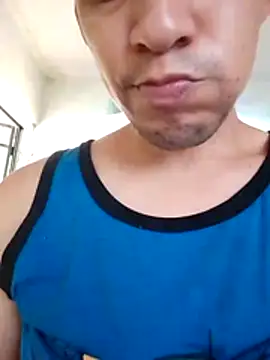 Snapshot of Alonsomadeira chatting on 07-11-26, 01:25 Alonsomadeira online show from 07-11-26, 01:25