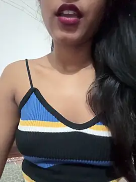 Snapshot of Hot_Goldengirl chatting on 09-11-25, 11:43 Hot Goldengirl online show from 09-11-25, 11:43