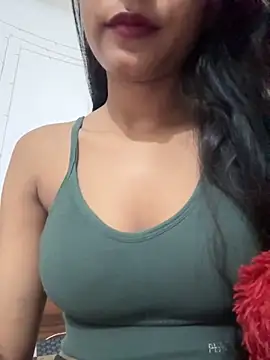 Snapshot of Hot_Goldengirl chatting on 09-23-25, 02:53 Hot Goldengirl online show from 09-23-25, 02:53