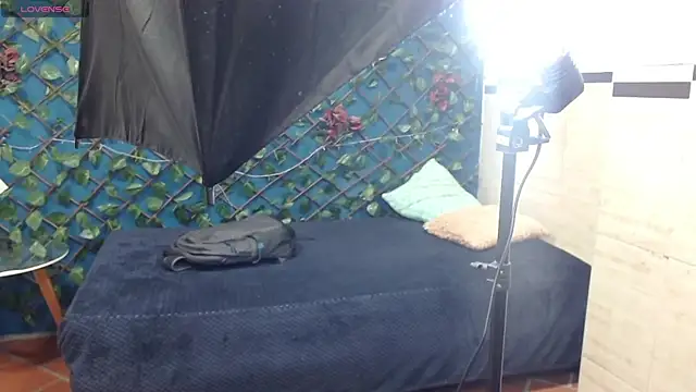 Waturox online show from 01-22-25, 01:31