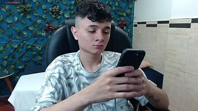 Waturox online show from 01-22-25, 07:03