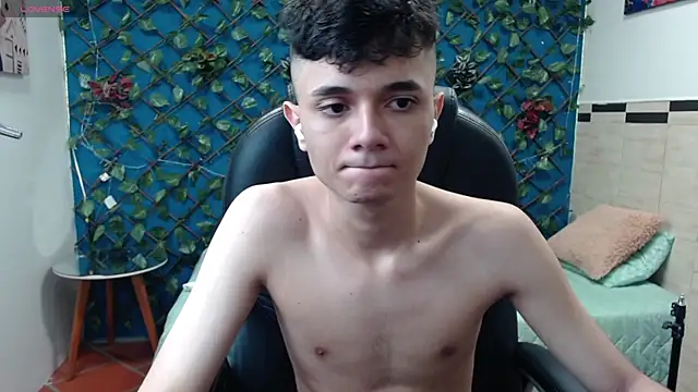 Waturox online show from 02-17-25, 07:31