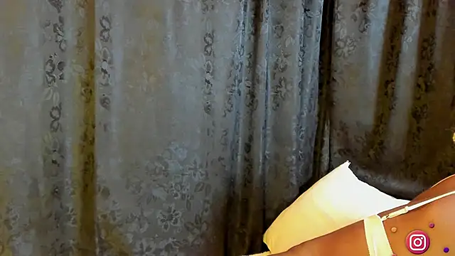 MiaKnox online show from 01-07-26, 12:02