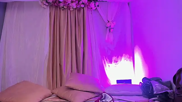 salomee star  online show from 11-06-25, 06:42