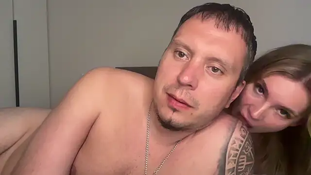 Snapshot of KesandAlex chatting on 06-12-26, 01:54 KesandAlex online show from 06-12-26, 01:54