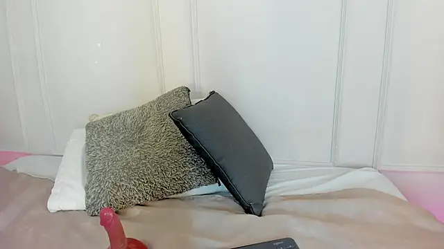 Mariapettit online show from 02-26-26, 12:04