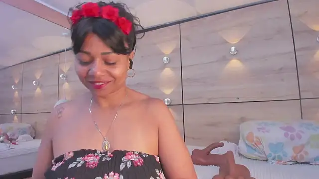 martina touss online show from 11-29-25, 01:36