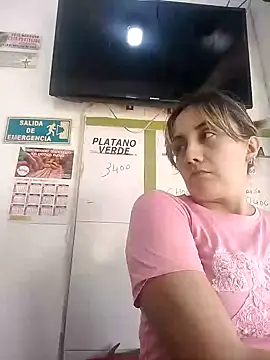 Snapshot of Isabel23zr chatting on 01-27-25, 09:22 Isabel23zr online show from 01-27-25, 09:22