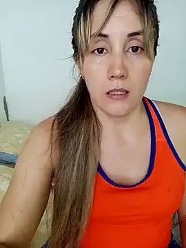 Snapshot of Isabel23zr chatting on 01-29-25, 03:15 Isabel23zr online show from 01-29-25, 03:15