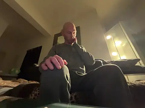 Snapshot of Germankink chatting on 01-02-25, 04:02 Germankink online show from 01-02-25, 04:02