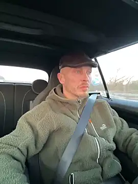 Snapshot of Germankink chatting on 01-19-25, 03:53 Germankink online show from 01-19-25, 03:53