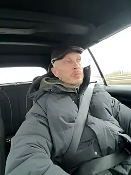 Snapshot of Germankink chatting on 02-14-25, 03:36 Germankink online show from 02-14-25, 03:36