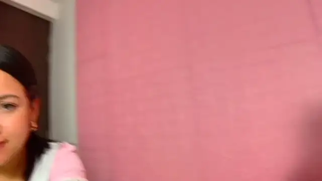 strawberrymia68 online show from 01-24-25, 04:49