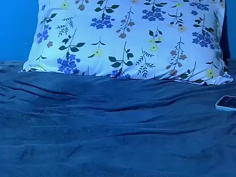 Lutyie online show from 03-29-26, 01:33