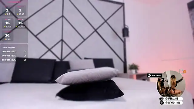 Snapshot of Natasha_Smith09 chatting on 01-15-25, 10:46 Natasha Smith09 online show from 01-15-25, 10:46