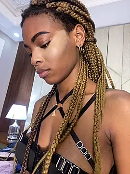 Snapshot of adaraSmiith chatting on 01-20-25, 12:28 adaraSmiith online show from 01-20-25, 12:28