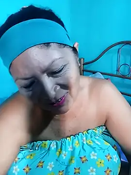 naysi online show from 12-21-25, 04:47