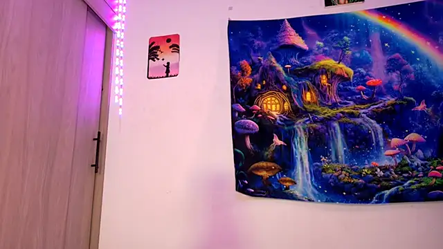 CatrinaRossi online show from 11-07-25, 10:54