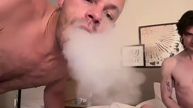 Snapshot of FrankieKentucky chatting on 11-12-25, 11:54 FrankieKentucky online show from 11-12-25, 11:54