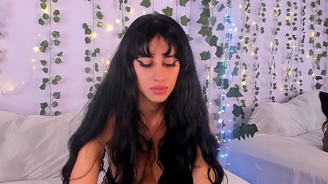 Snapshot of Natasha_Nasty2 chatting on 01-05-25, 12:42 Natasha Nasty2 online show from 01-05-25, 12:42