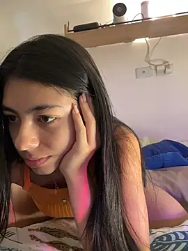 Snapshot of Liissa_cute_ chatting on 04-29-26, 07:42 Liissa cute online show from 04-29-26, 07:42
