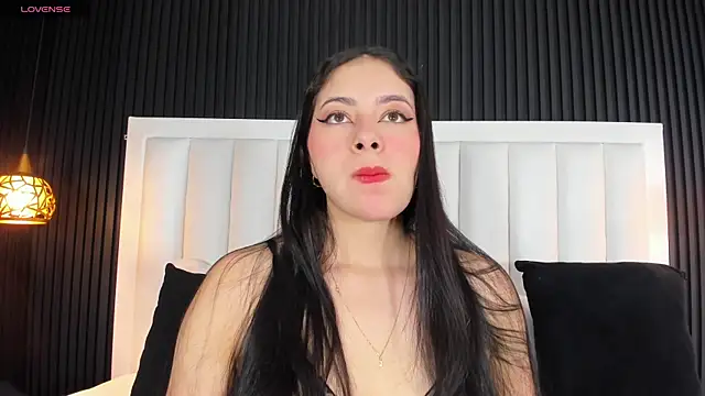 Snapshot of afrodytasky_ chatting on 11-25-25, 11:43 afrodytasky online show from 11-25-25, 11:43