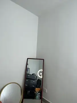 LauraCadwell online show from 04-11-26, 12:09