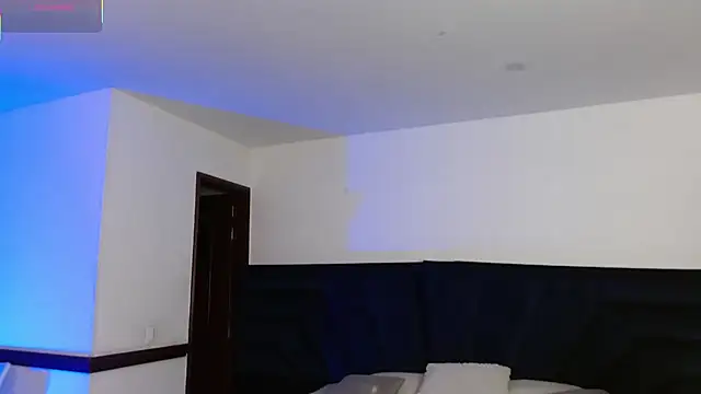 peyton golden1 online show from 03-07-26, 03:36