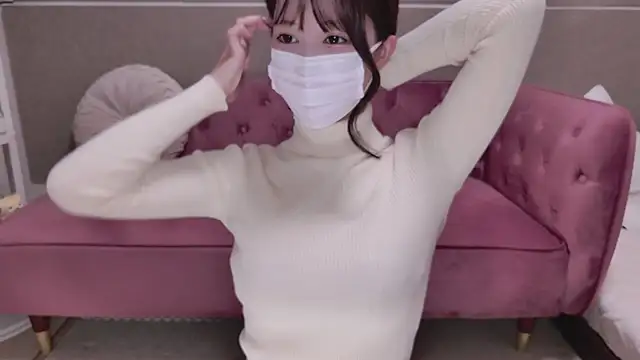 Snapshot of TsukasaSakai chatting on 12-16-24, 02:49 TsukasaSakai online show from 12-16-24, 02:49