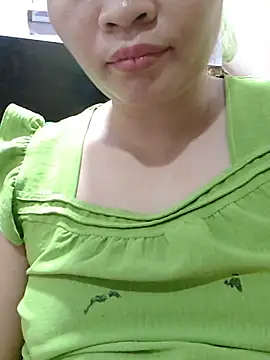 Snapshot of _Mira_69_ chatting on 05-24-26, 11:26 Mira 69 online show from 05-24-26, 11:26