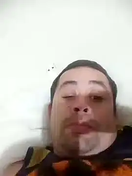 Snapshot of juanbenitez2 chatting on 03-16-25, 04:34 juanbenitez2 online show from 03-16-25, 04:34