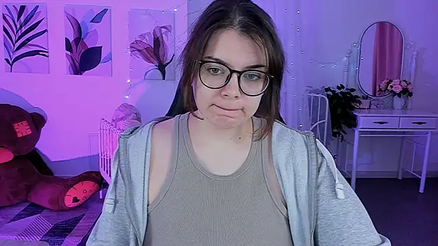 KeytSilvas online show from 12-28-24, 02:43