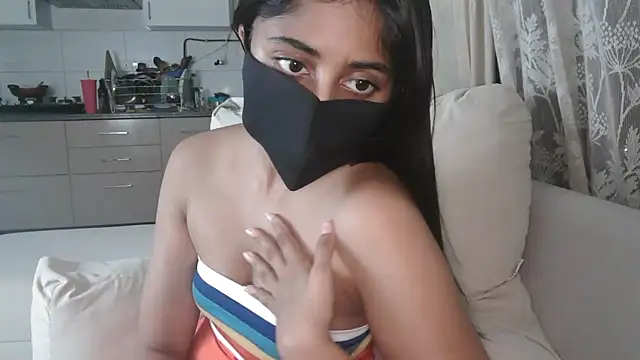 Snapshot of shimoona chatting on 06-01-26, 05:47 shimoona online show from 06-01-26, 05:47