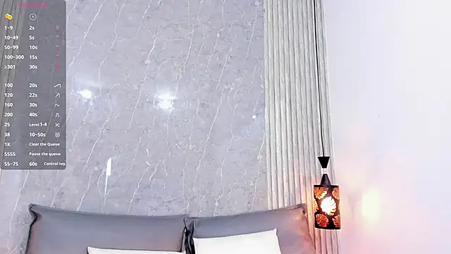 Snapshot of Sophiee_Velvet chatting on 01-27-25, 11:43 Sophiee Velvet online show from 01-27-25, 11:43