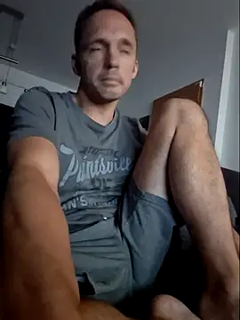Snapshot of Slegde85 chatting on 07-11-26, 09:38 Slegde85 online show from 07-11-26, 09:38