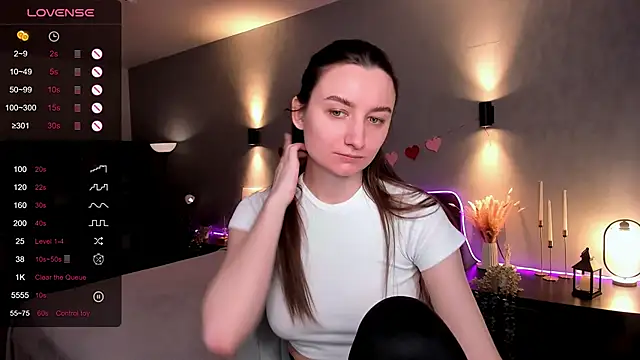 Snapshot of annacooleman chatting on 04-22-26, 02:14 annacooleman online show from 04-22-26, 02:14