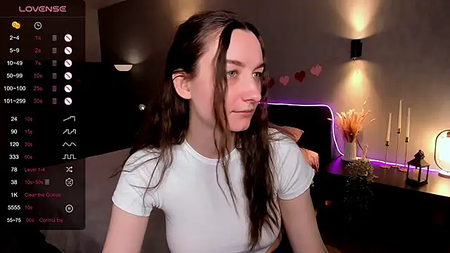 Snapshot of annacooleman chatting on 05-06-26, 02:19 annacooleman online show from 05-06-26, 02:19