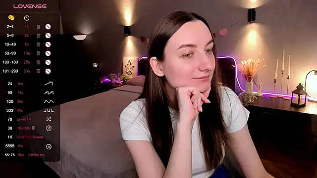 Snapshot of annacooleman chatting on 05-17-26, 02:09 annacooleman online show from 05-17-26, 02:09