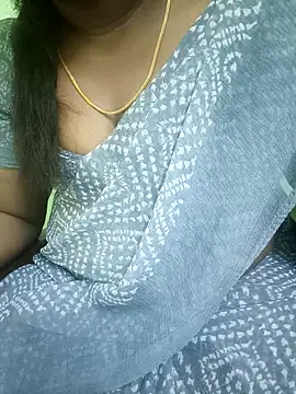 Snapshot of tamil_subha69 chatting on 03-04-25, 08:24 tamil subha69 online show from 03-04-25, 08:24