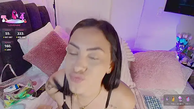 Maya Bluee online show from 04-10-26, 03:34