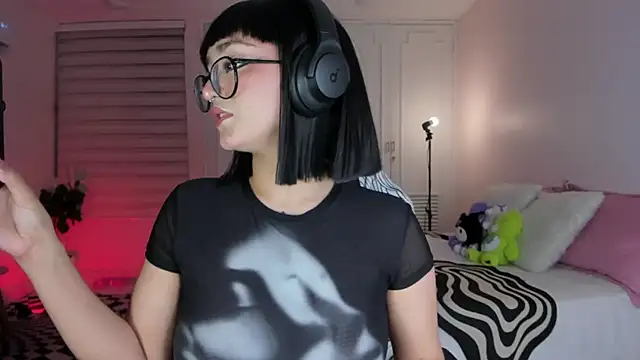 Snapshot of SweetJennaa chatting on 03-14-25, 04:21 SweetJennaa online show from 03-14-25, 04:21