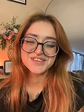 SweetJennaa online show from 06-26-26, 10:58