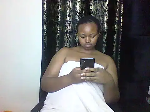 Candii wet  online show from 02-21-25, 12:49