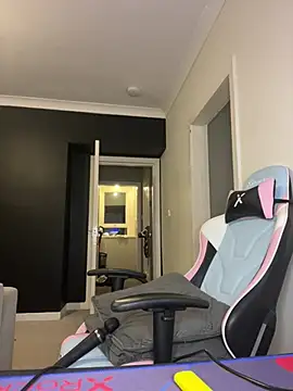 Snapshot of chelsiekink3 chatting on 12-06-24, 07:56 chelsiekink3 online show from 12-06-24, 07:56