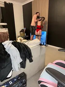 Snapshot of chelsiekink3 chatting on 12-17-24, 08:54 chelsiekink3 online show from 12-17-24, 08:54