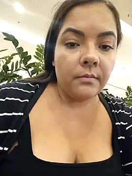 Snapshot of NayraLima0309 chatting on 12-26-24, 11:35 NayraLima0309 online show from 12-26-24, 11:35