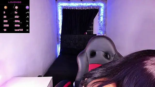 Mariana Hasper  online show from 12-13-24, 11:06