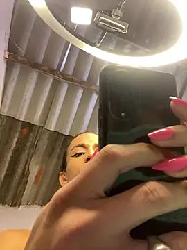 AlexaWarner online show from 02-14-26, 04:04